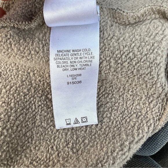 Cabela’s Camo Embroidered Graphic Logo Casual Hoodie - Picture 10 of 12